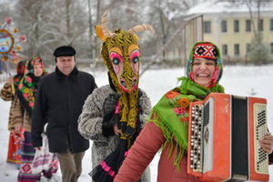 Фольклорный колядный фестиваль «Калядная зорка» в Ельском районе