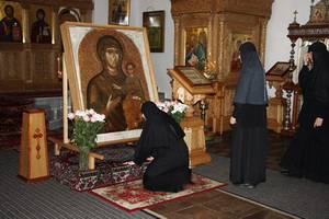 Престольный праздник в честь иконы Пресвятой Богородицы Одигитрии Смоленской 