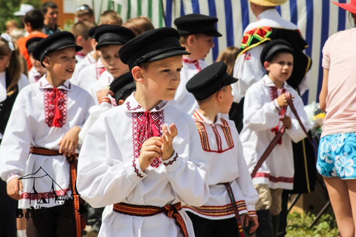 International holiday traditionally culture «Braslavskiye zarnitsy» 