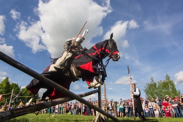 V фестиваль исторической реконструкции Эпоха рыцарства в Строчицах