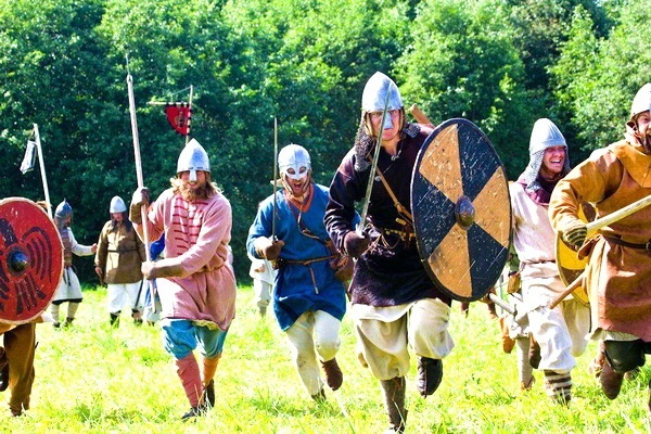 Festival of reconstruction from the Middle Ages to the New Age Nad Menkoy in Strochitsy