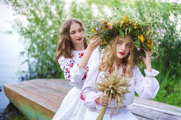 Kupala on the shore of the protected lake Plavno